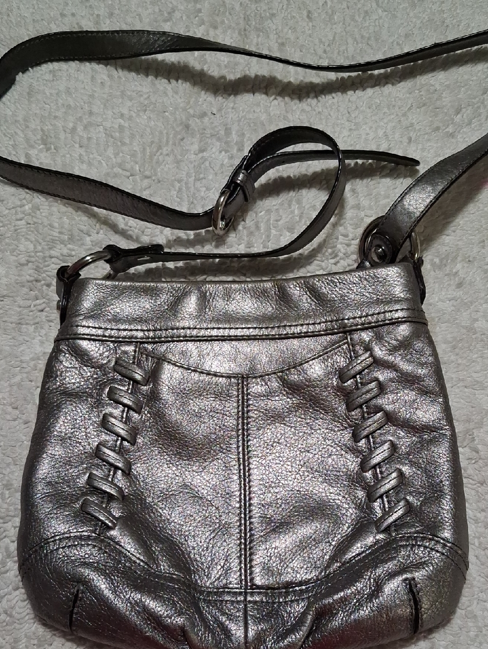 b. makowsky Metallic Silver Leather Crossbody Bag